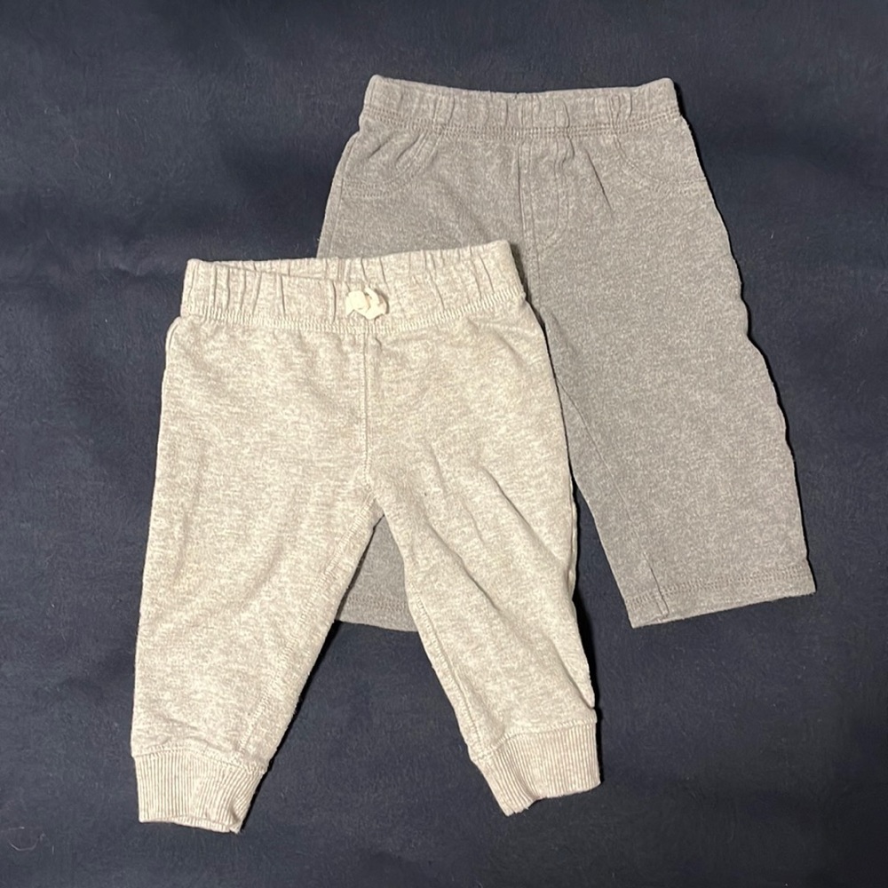 Carter’s Gray Cotton Pants x2 (9mo)